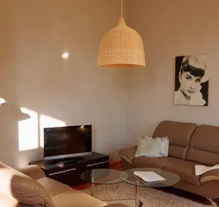 Urlaubsbahnhof-stellwerk 劳特尔巴赫