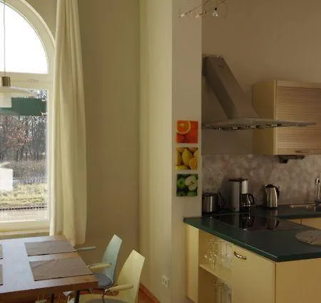 Urlaubsbahnhof-stellwerk * 劳特尔巴赫